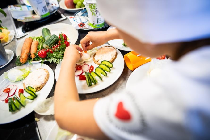 Začíná 14. ročník kuchařské soutěže pro děti Finále Zdravá 5. Soustředí se na zdravé vaření bez zbytků